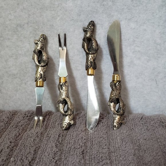 Vintage Arthur Court Trout Cheese Spreaders and Cocktail Serving Set - Picture 3 of 3